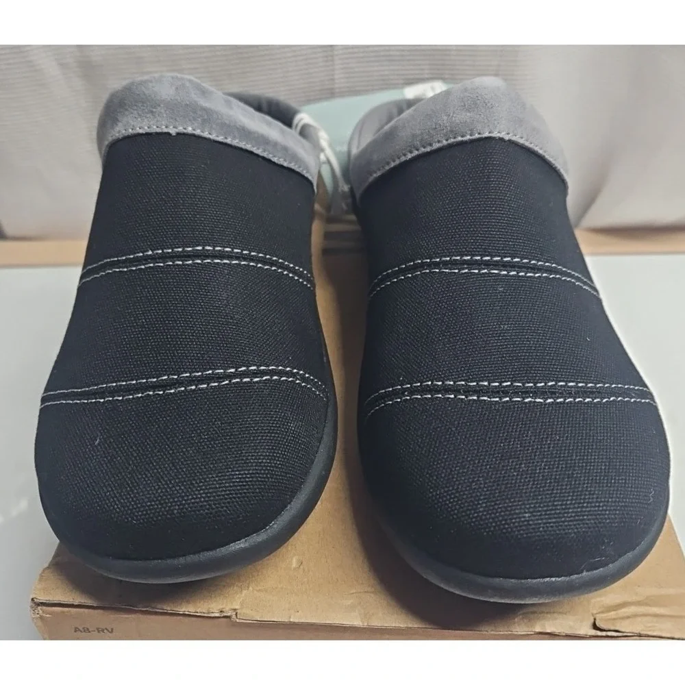 REVITALIGN Women Marina slip on closed toe shoes textile‎ upper Sz 5B